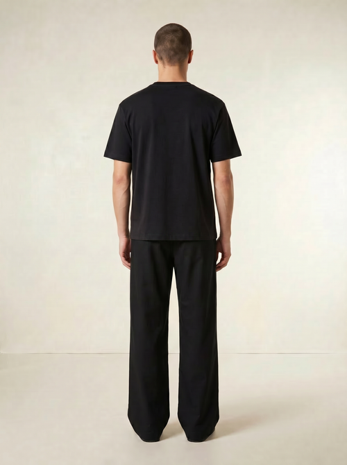 men model posing wearing clean weave in black